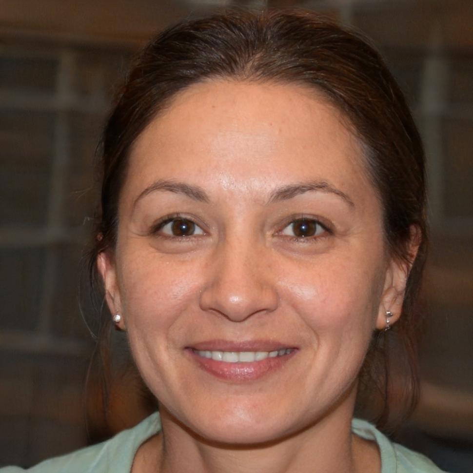 Portrait of Callista Whitmore savings strategy consultant